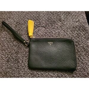 Gently Used fossil wallet women zip around